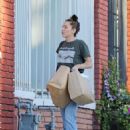 Miley Cyrus – Shopping candids in Highland Park - 454 x 636