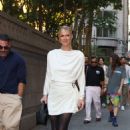 Nicky Hilton – Seen at Marc Jacobs Show in New York - 454 x 681