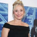 Caroline Goodall - 432 x 612