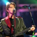 David Bowie - The Brit Awards 1999 - 425 x 612