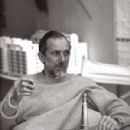 Renzo Piano - 300 x 397