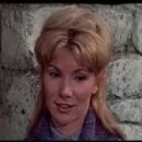 Lori MacGregor Played by Susan Hampshire  in The Three Lives of Thomasina - 454 x 340