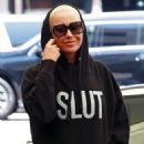 Amber Rose – Leaving a skin care office in Beverly Hills