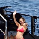 Britney Theriot – On vacation in Capri - 454 x 681