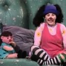 Alyson Court - The Big Comfy Couch - 454 x 340