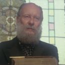 Murder by Decree - John Gielgud - 454 x 243