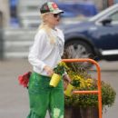 Gwen Stefani – Shopping candids at Home Depot’s garden center in Los Angeles