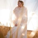 Kati Nescher - Harper's Bazaar Magazine Pictorial [United Kingdom] (January 2019) - 454 x 613