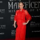 Kathleen Robertson – ‘Maleficent: Mistress of Evil’ Premiere in Los Angeles - 454 x 650