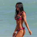 Carolina Baldini in bikini on the beach in Miami - 454 x 681