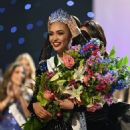 R'Bonney Gabriel- Miss Universe 2022- Pageant and Coronation - 454 x 604