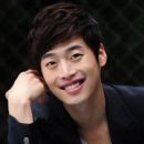 Jae-Won Kim - 400 x 530