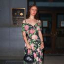 Ella Emhoff – Rocks a floral dress while having a dinner at Indochine in New York - 454 x 681