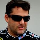 Tony Stewart - 392 x 594