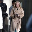 Gillian Anderson – New commercial filming in London - 454 x 615