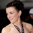 Olivia Williams - 407 x 612