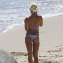 Shauna Sand – Bikini candids in Malibu - 454 x 561