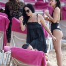 Andrea Corr – Seen on the beach at Sandy Lane Hotel in Barbados - 454 x 446