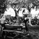 Tarzan's Secret Treasure - Johnny Weissmuller - 454 x 358