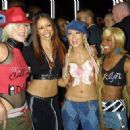 Pink, Mya, Christina Aguilera, & Lil' Kim - The 2001 MTV Video Music Awards - 454 x 323
