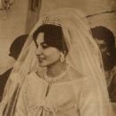 Empress Farah - Lecturas Magazine Pictorial [Spain] (20 September 1963) - 454 x 770