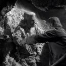 Bela Lugosi - The Ghost of Frankenstein - 454 x 338