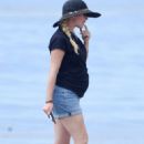 Heidi Montag – Seen at the beach in Los Angeles - 454 x 641