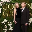 Kirsten Dunst and Jesse Plemons - The 82nd Annual Golden Globe Awards - 432 x 612