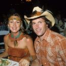 Bruce Jenner and Linda Thompson - 454 x 328