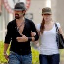 Colin Farrell and Muireann Mcdonnell - Paparazzi - 454 x 315