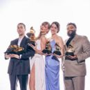 Jack Antonoff, Taylor Swift, Laura Sisk and Sam Dew - The 66th Annual Grammy Awards (2024) - 408 x 612