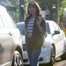 Milla Jovovich – Spotted on Melrose Place in West Hollywood - 454 x 681