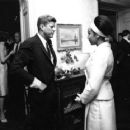 John F. Kennedy - 454 x 363