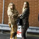 Sara Foster – With her sister Erin Foster on a night out at Funke Restaurant in Beverly Hills - 454 x 681