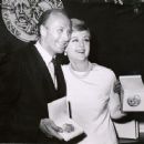 Richard Kiley and Angela Lansbury TONY AWARDS 1966 - 454 x 363