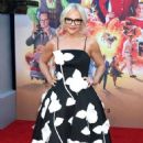 Rachael Harris – ‘Unfrosted’ premiere at the Egyptian Theater in Los Angeles - 454 x 680