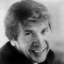 Buck Owens - 220 x 250