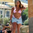 Samira Mighty – Enjoys the pool of a hotel in Mallorca - 454 x 665
