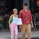Annasophia Robb – Out in New York - 454 x 571