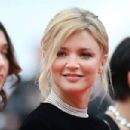 Virginie Efira – Screening of Forever Young (Les Amandiers) – 2022 Cannes - 454 x 302