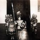 The Private Life of Helen of Troy - Ricardo Cortez - 454 x 355