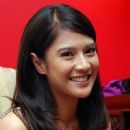 Dian Sastrowardoyo - 450 x 775