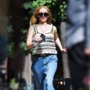 Jennifer Lawrence – Rushes to her Uber in New York