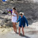 Ann Kathrin Götze – Seen at a beach in Mallorca 14.06.2021 - 454 x 453