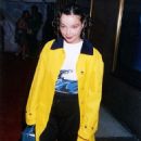 MTV Video Music Awards 1996 - Björk - 454 x 705