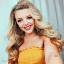 Emmy Rose Cuvelier - 454 x 454