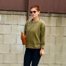 Kate Mara – Rocks a casual attire in leggings while leaving her Pilates class in Los Feliz - 454 x 681