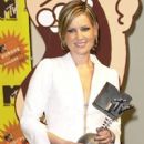 Dido - Mtv European Music Awards - Frankfurt 2001 - 400 x 612
