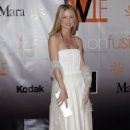Kelly Rowan - Crystal & Lucy Awards Arrivals (10/6/2005) - 454 x 672
