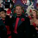 White Christmas 1954 Film Musical Starring Bing Crosby - 454 x 255
